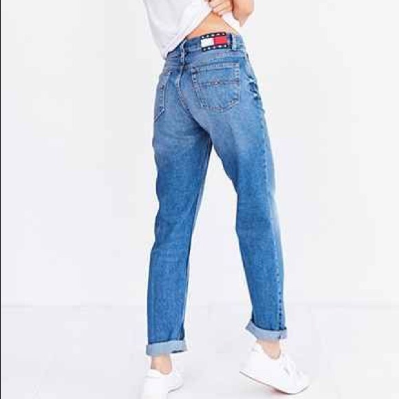 tommy mom jeans 90s